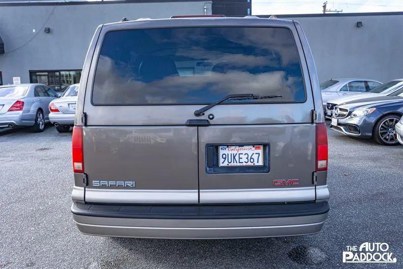 used 2002 GMC Safari car, priced at $15,000