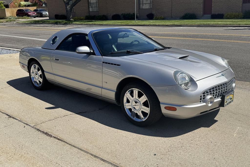 used 2004 Ford Thunderbird car