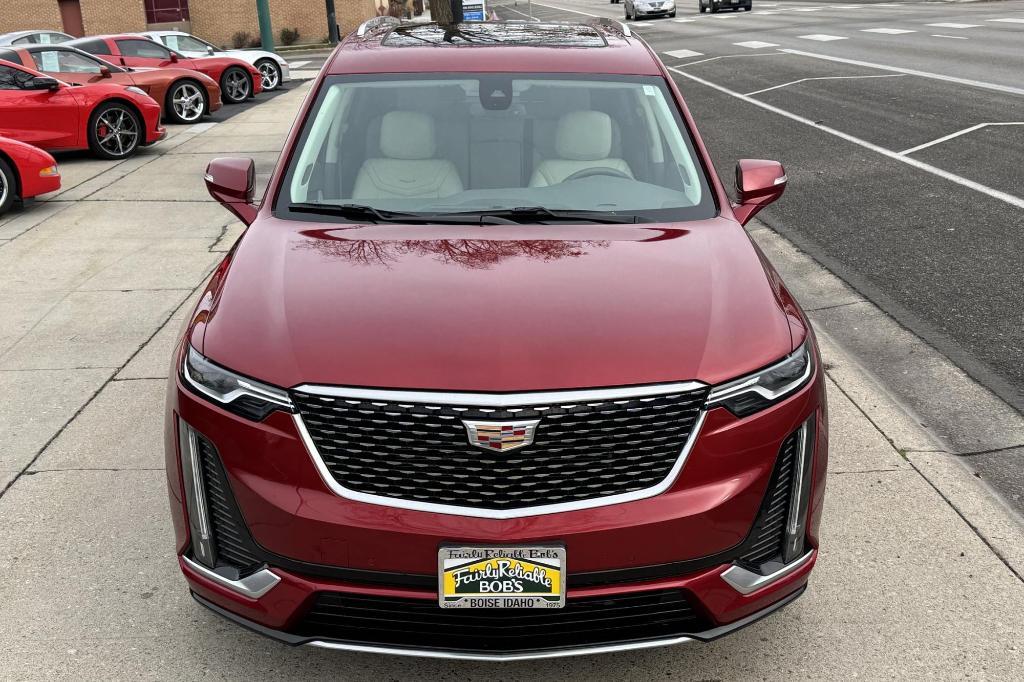 used 2024 Cadillac XT6 car