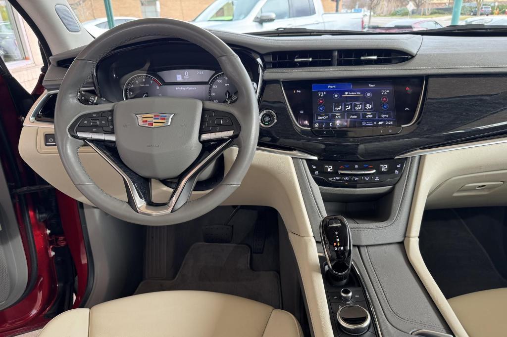 used 2024 Cadillac XT6 car