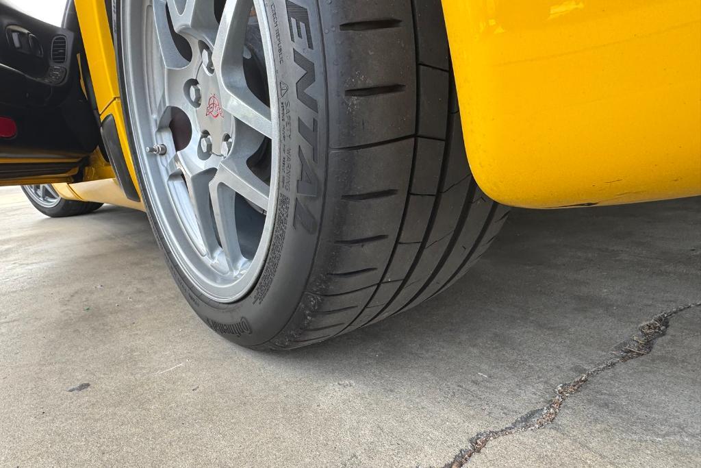 used 2001 Chevrolet Corvette car