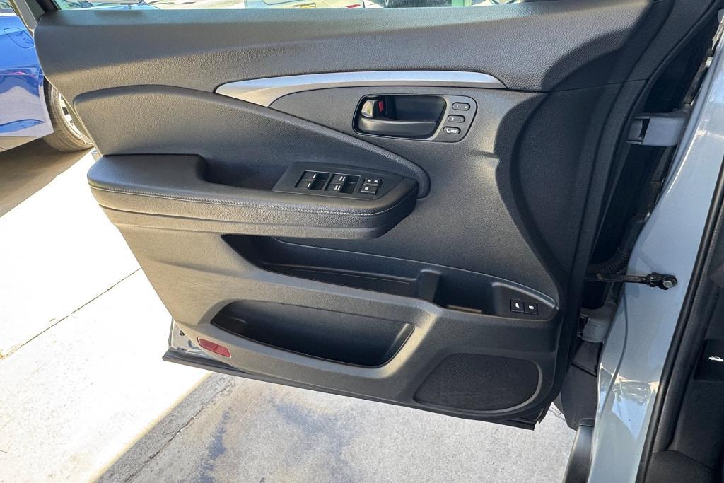 used 2023 Honda Passport car