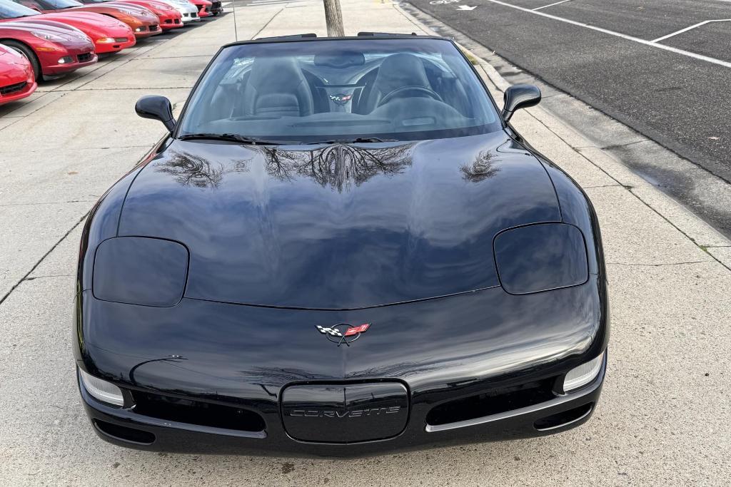 used 2001 Chevrolet Corvette car