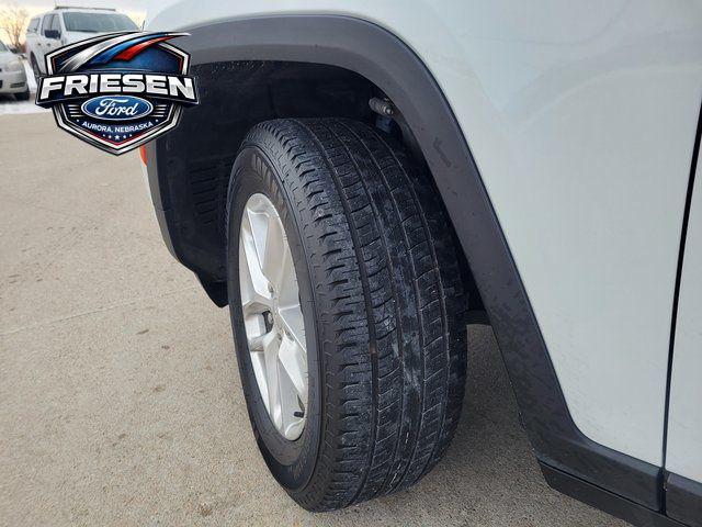 used 2022 Jeep Grand Cherokee L car, priced at $24,599