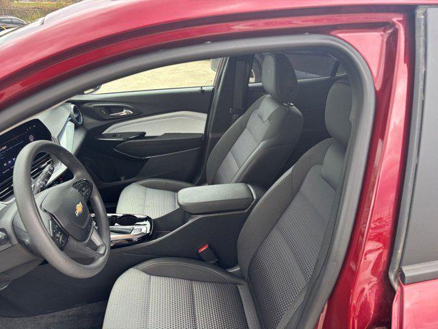 used 2025 Chevrolet Trax car, priced at $19,253