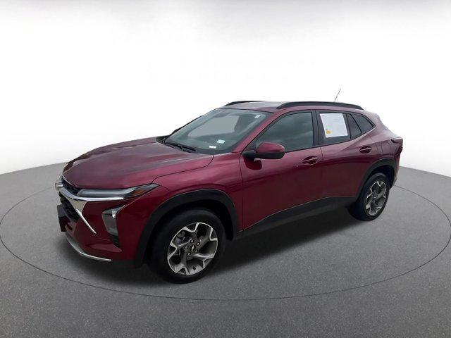 used 2025 Chevrolet Trax car, priced at $19,253