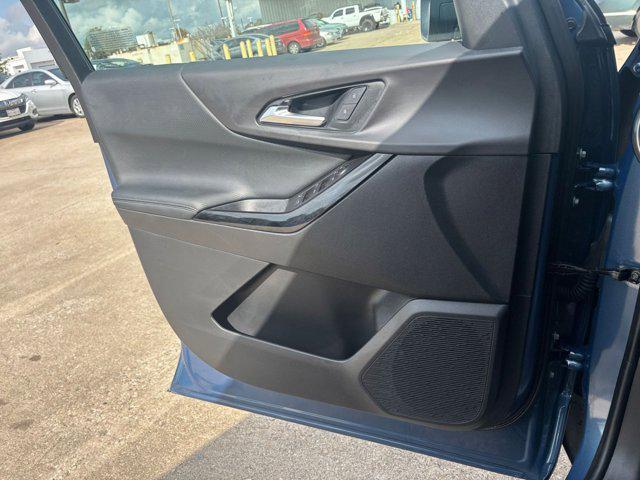 used 2025 Chevrolet Equinox car, priced at $26,000