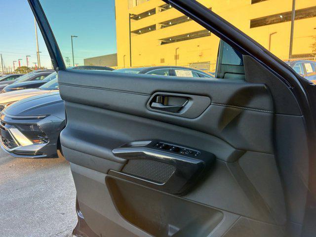 used 2025 Nissan Pathfinder car, priced at $29,194