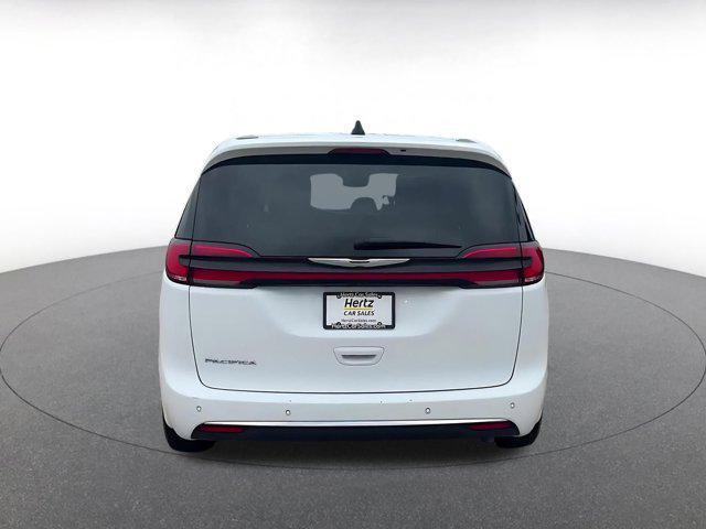 used 2024 Chrysler Pacifica car, priced at $30,621