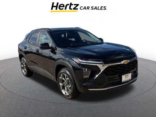 used 2025 Chevrolet Trax car, priced at $19,568