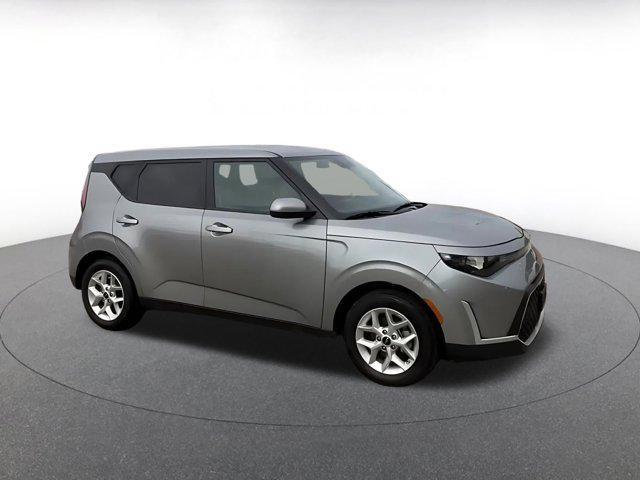 used 2025 Kia Soul car, priced at $17,484