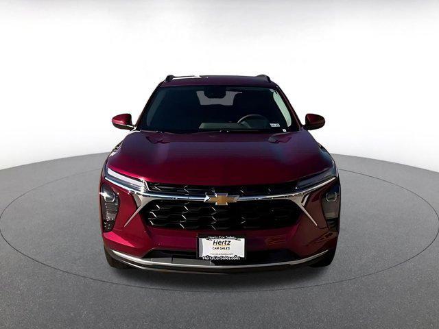 used 2025 Chevrolet Trax car, priced at $19,200