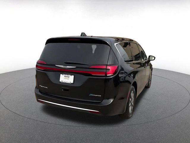 used 2023 Chrysler Pacifica Hybrid car, priced at $25,228