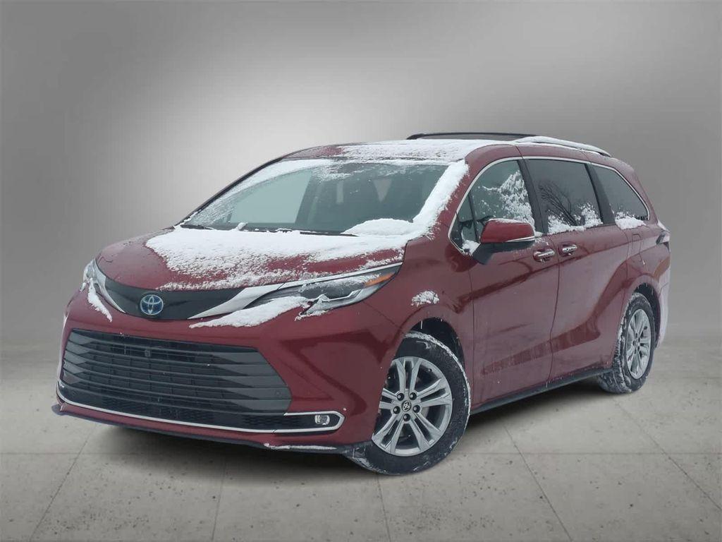 used 2023 Toyota Sienna car, priced at $44,649