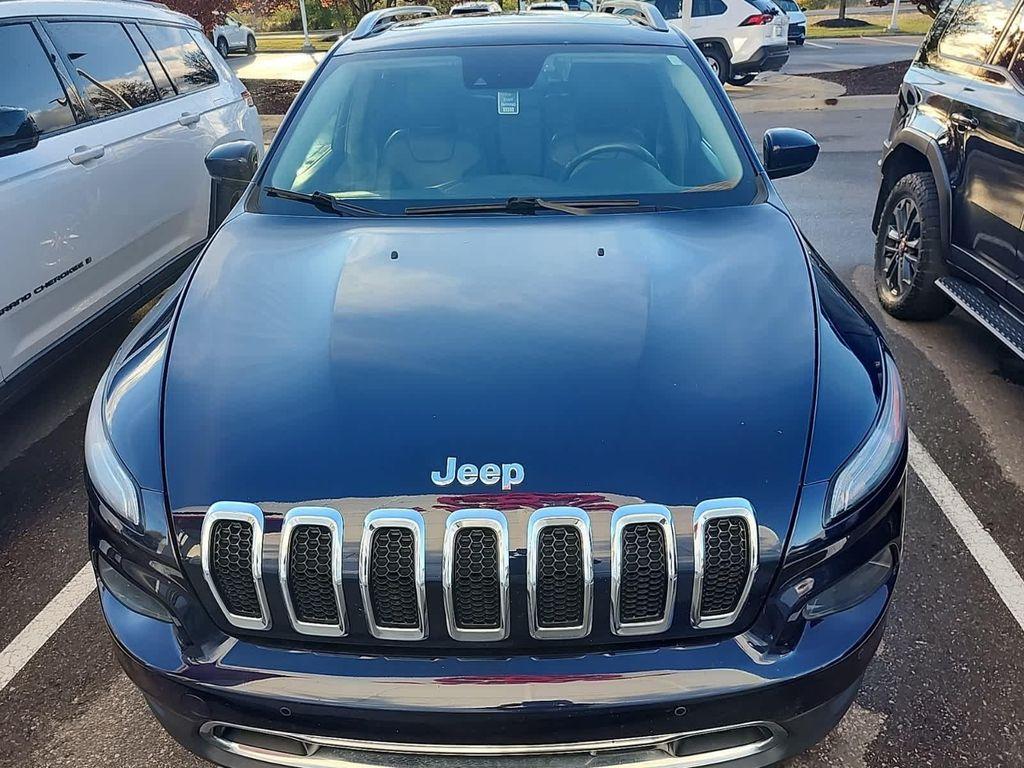 used 2014 Jeep Cherokee car, priced at $10,185