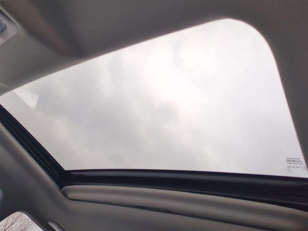 used 2016 Toyota Highlander car, priced at $18,175