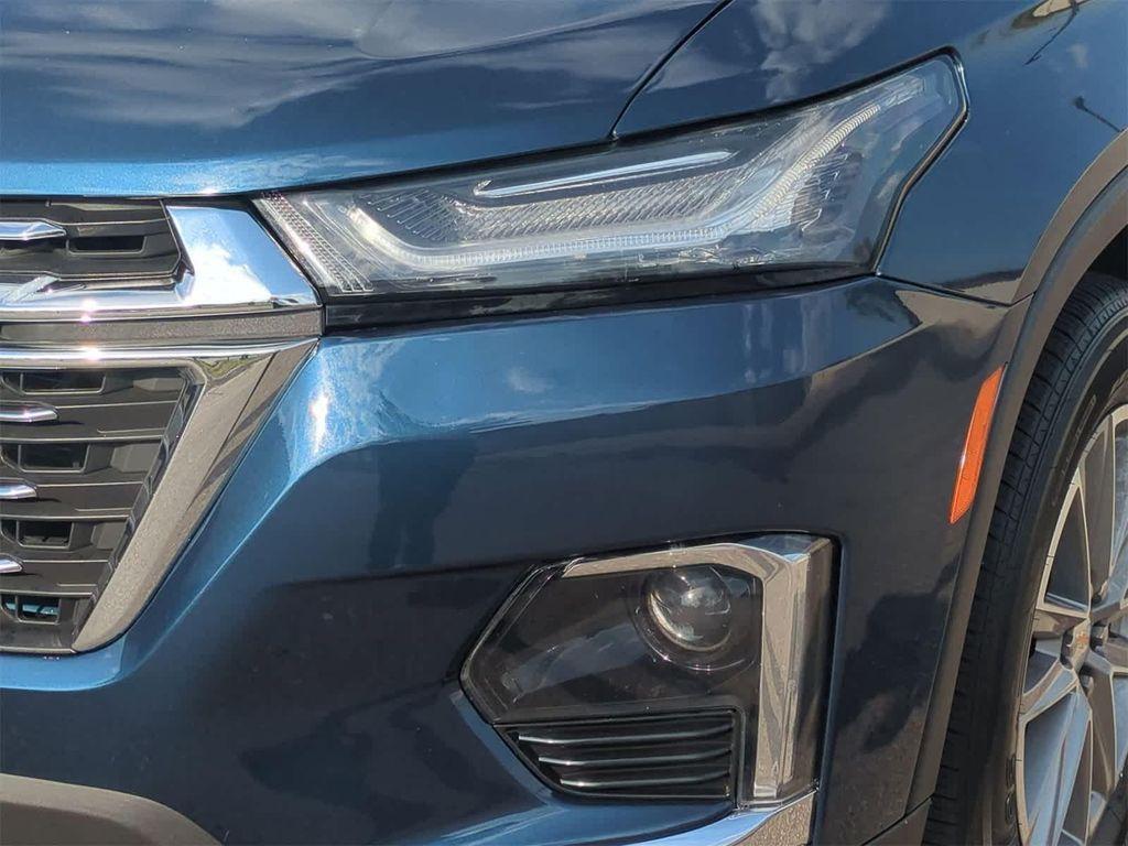 used 2023 Chevrolet Traverse car, priced at $22,199