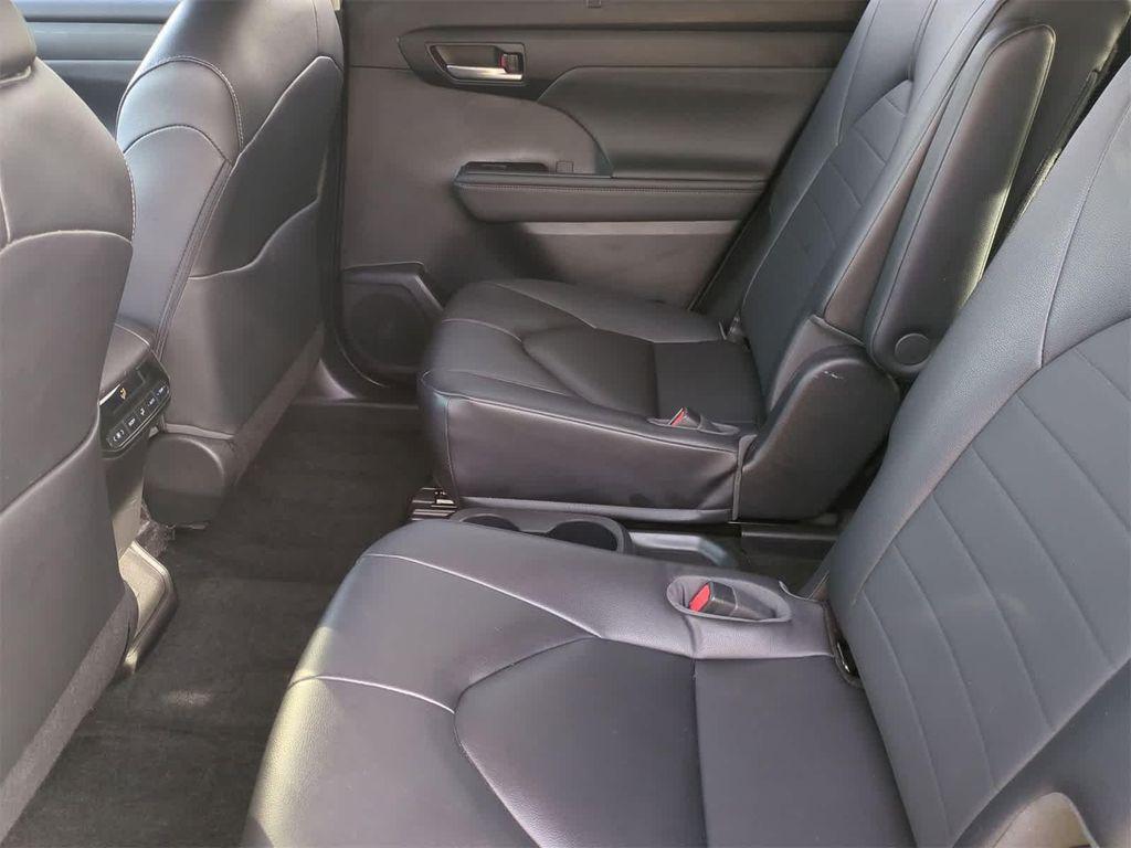 used 2023 Toyota Highlander car, priced at $37,483