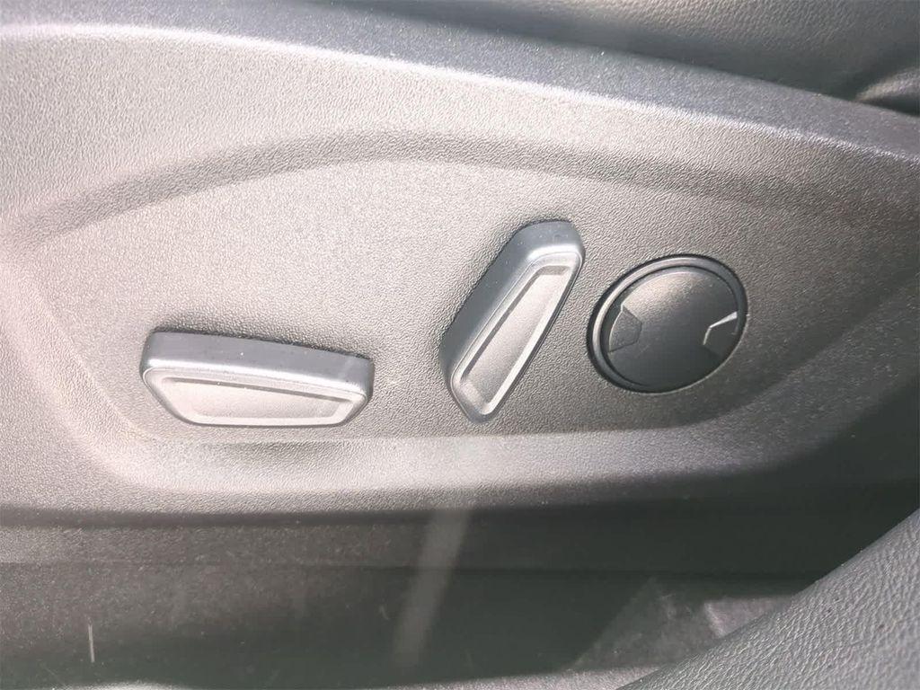 used 2023 Ford Edge car, priced at $20,887