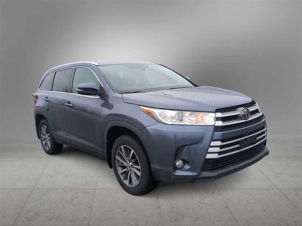 used 2019 Toyota Highlander car, priced at $18,499