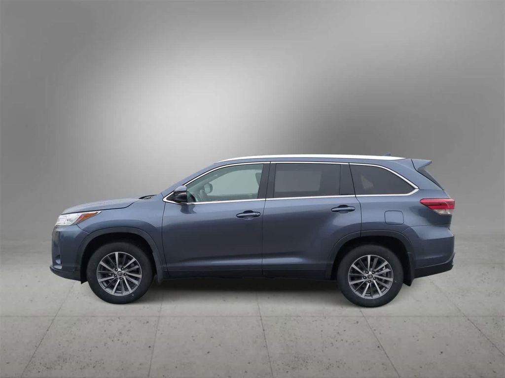 used 2019 Toyota Highlander car, priced at $18,499