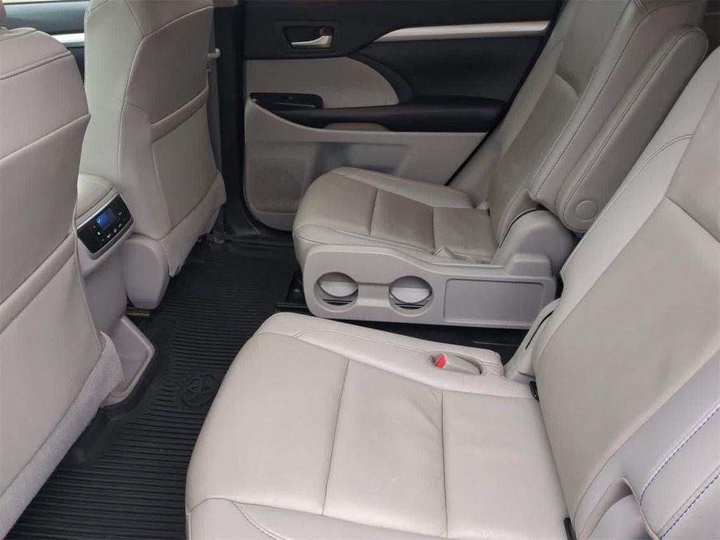 used 2019 Toyota Highlander car, priced at $18,499