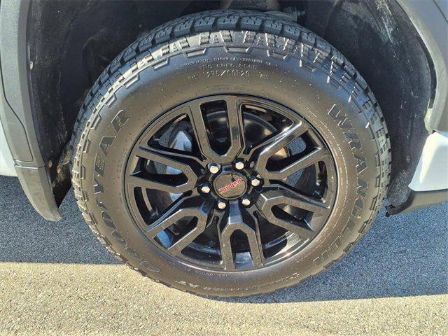 used 2025 GMC Sierra 1500 car, priced at $43,990