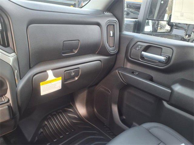 new 2025 Chevrolet Silverado 3500 car, priced at $62,433