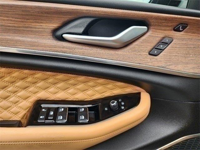 used 2022 Jeep Grand Cherokee car, priced at $37,700