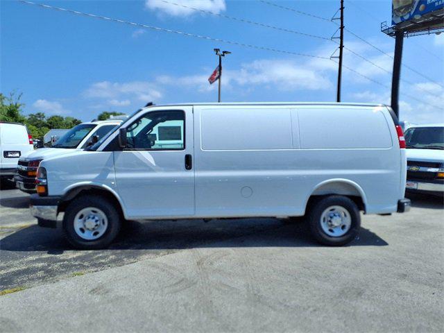 new 2025 Chevrolet Express 3500 car, priced at $47,575
