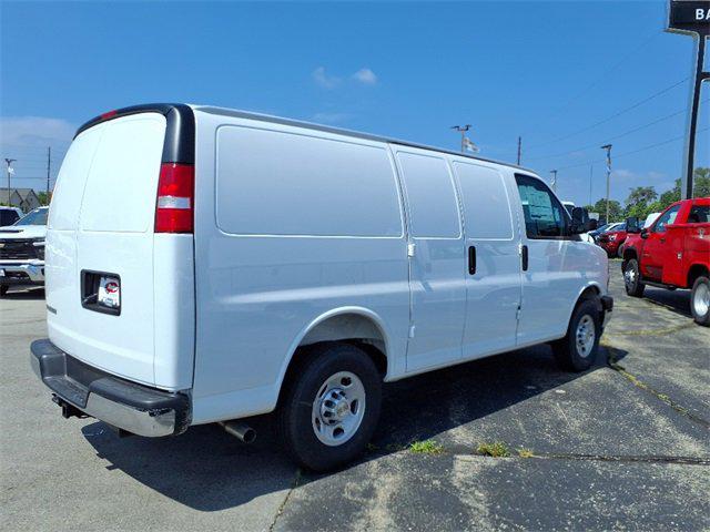 new 2025 Chevrolet Express 3500 car, priced at $47,575