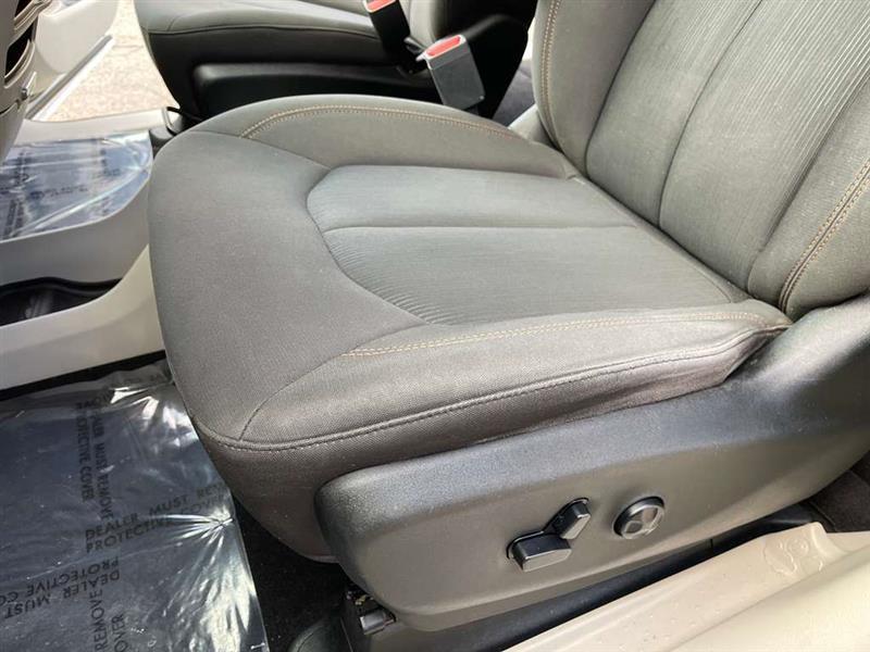 used 2017 Chrysler Pacifica car, priced at $9,795