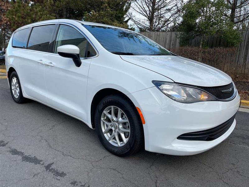 used 2017 Chrysler Pacifica car, priced at $9,795