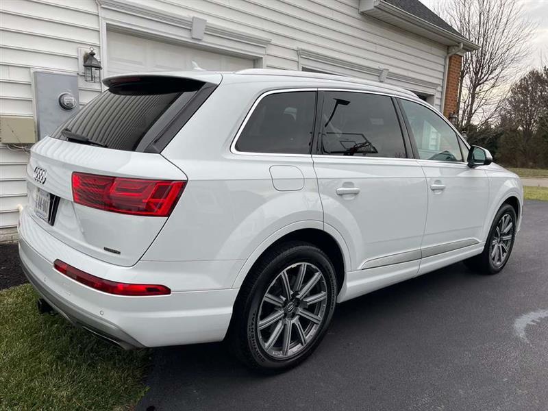 used 2019 Audi Q7 car, priced at $17,995