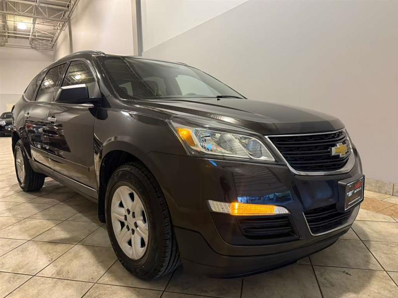 used 2016 Chevrolet Traverse car, priced at $7,995