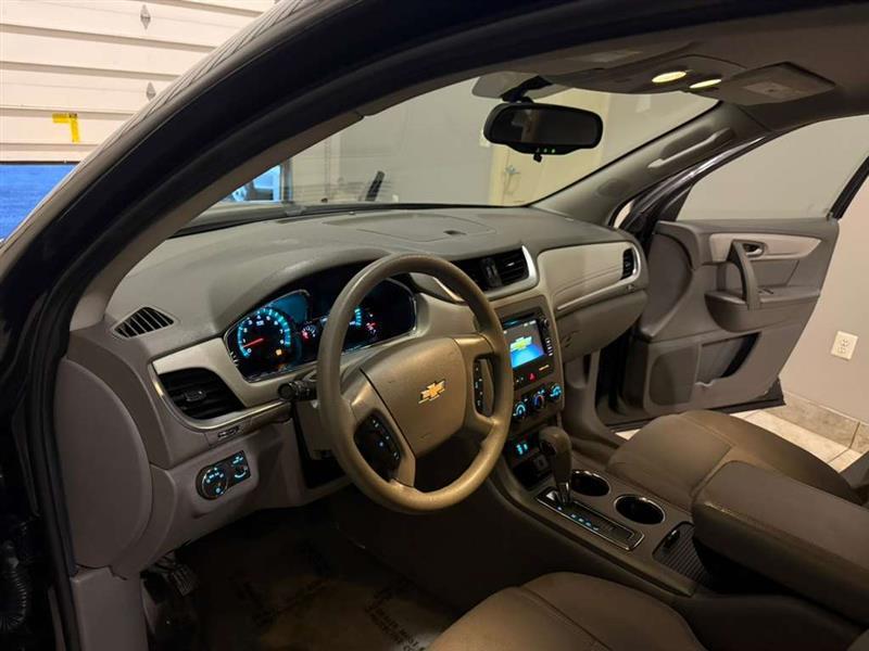 used 2016 Chevrolet Traverse car, priced at $7,995