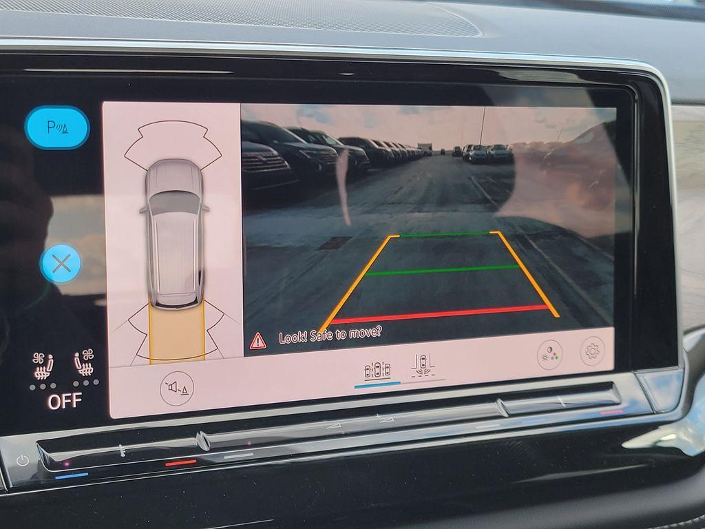 used 2025 Volkswagen Atlas car