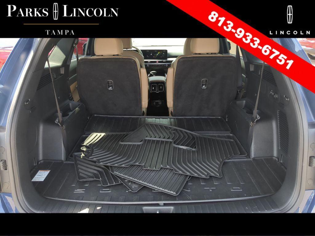 used 2024 Kia Sorento car, priced at $34,034