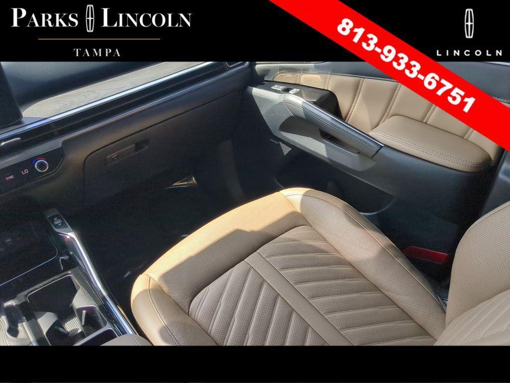 used 2024 Kia Sorento car, priced at $34,034