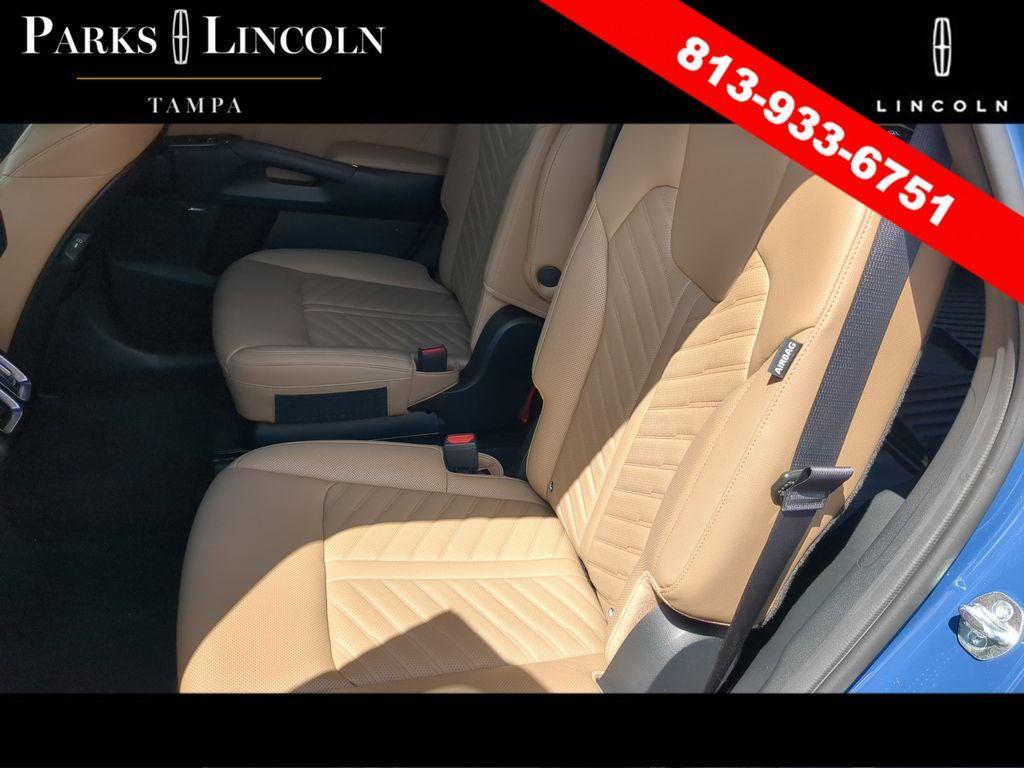 used 2024 Kia Sorento car, priced at $34,034