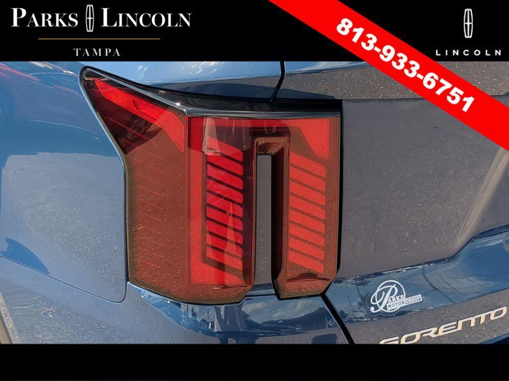 used 2024 Kia Sorento car, priced at $34,034