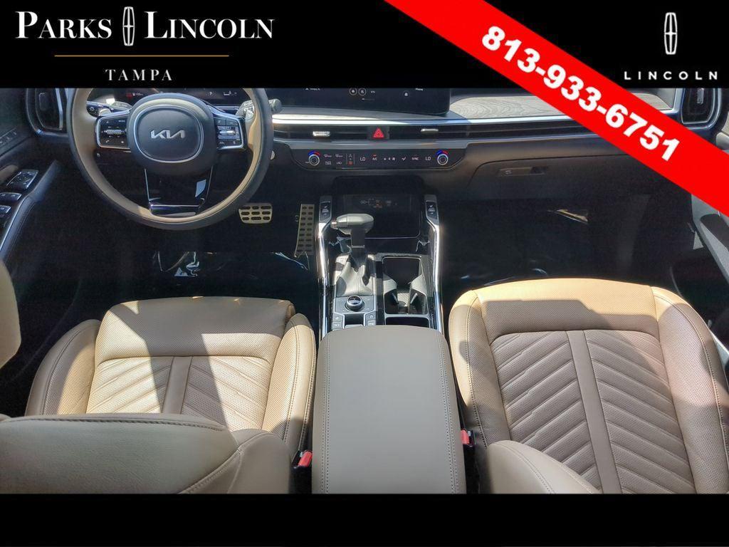 used 2024 Kia Sorento car, priced at $34,034