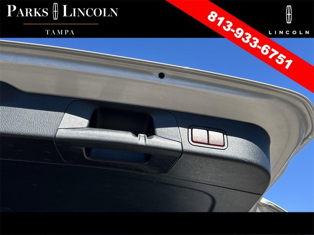 used 2020 Mercedes-Benz GLB 250 car, priced at $15,521