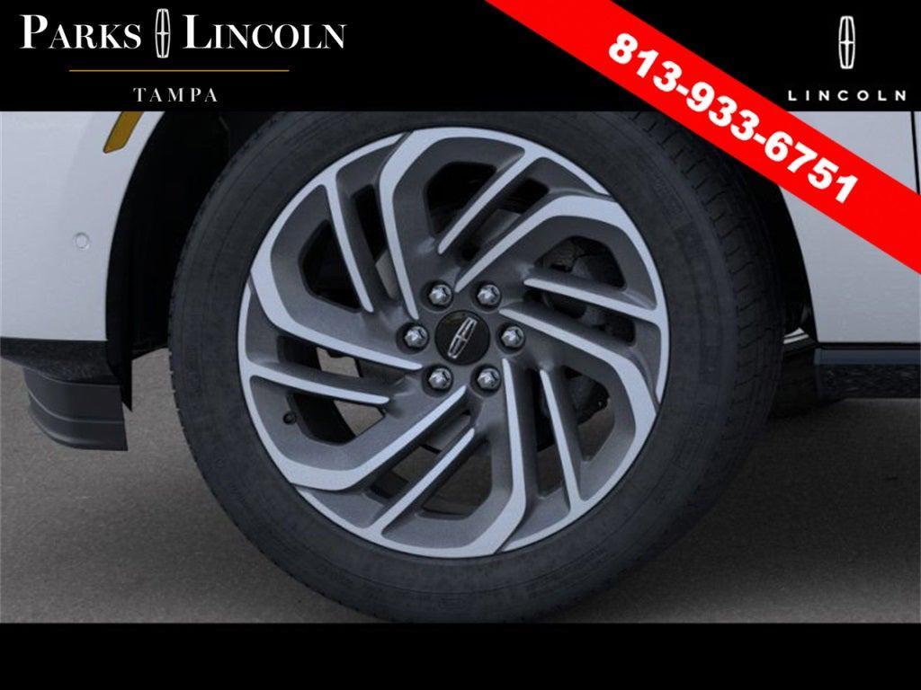 new 2026 Lincoln Navigator car, priced at $104,722