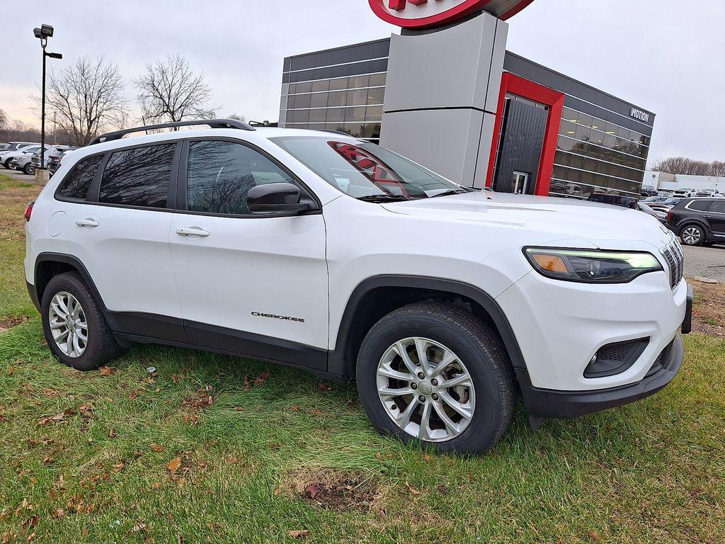 used 2022 Jeep Cherokee car, priced at $20,588