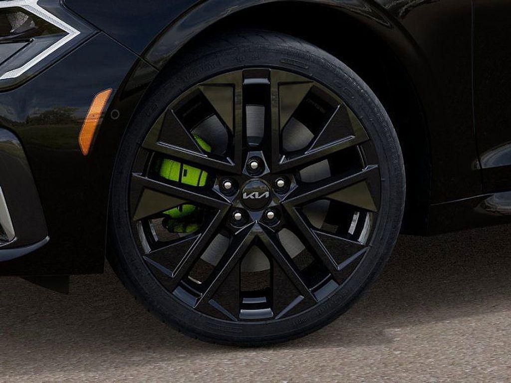 new 2026 Kia K5 car, priced at $39,285