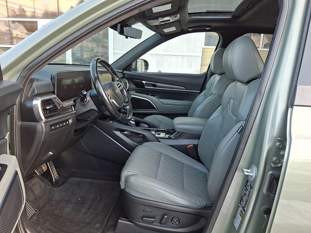 used 2023 Kia Telluride car, priced at $39,238