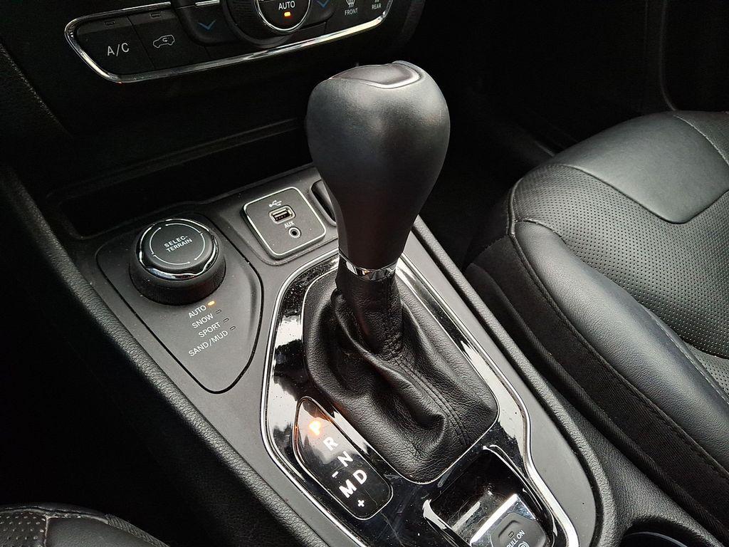 used 2019 Jeep Cherokee car, priced at $10,707