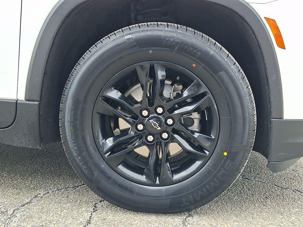 used 2022 Chevrolet Traverse car, priced at $27,272