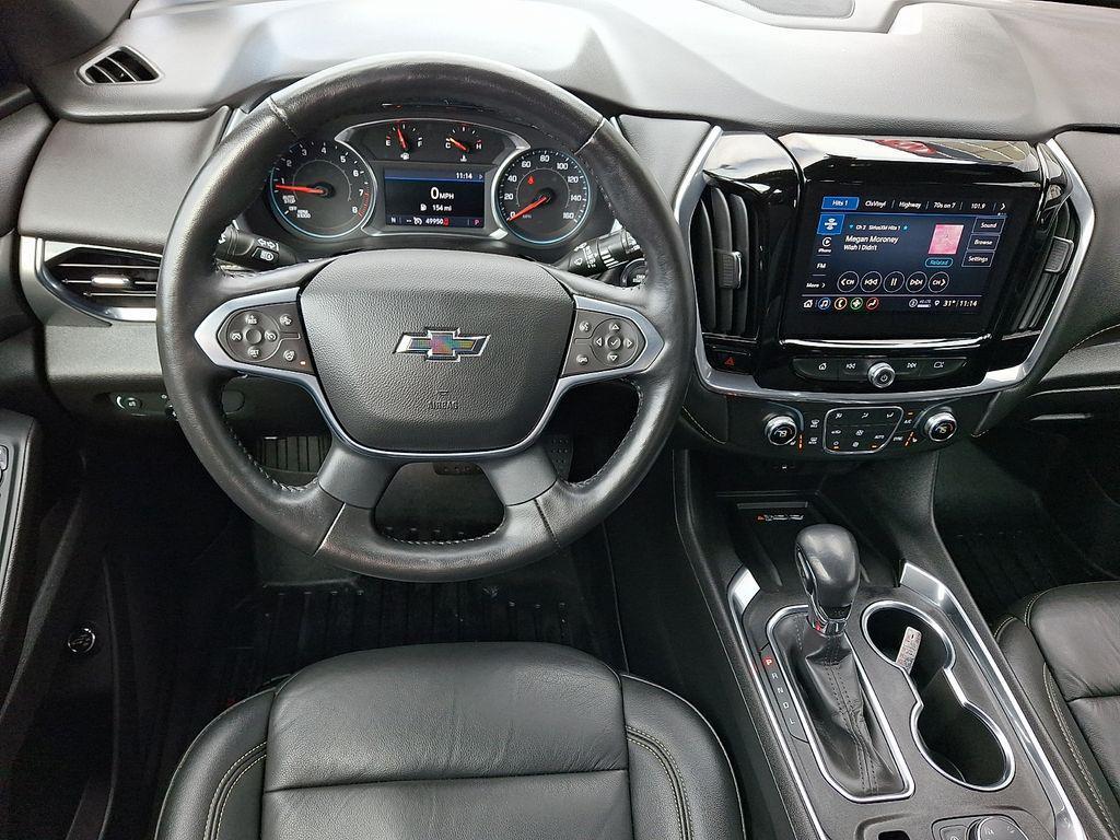used 2022 Chevrolet Traverse car, priced at $27,272
